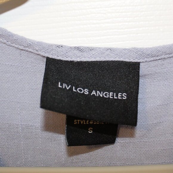 Liv Los Angeles boho blue embroidered v-neck tie closure flutter sleeve‎ top S - Picture 3 of 5